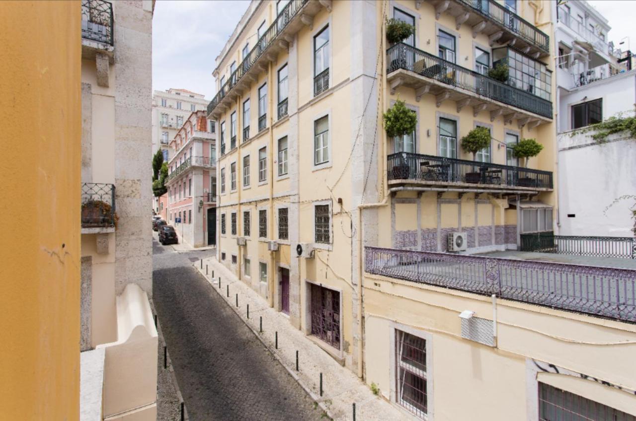Апартаменти Beautiful 3-Story House In Chiado With A 40M² Private Terrace Лісабон Екстер'єр фото